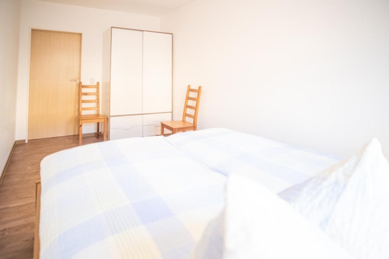 Helle Ferienwohnung Im Hinterhof Dresden Bagian luar foto