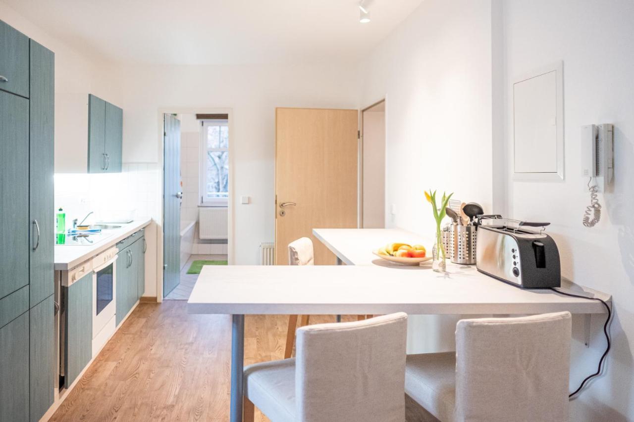 Helle Ferienwohnung Im Hinterhof Dresden Bagian luar foto